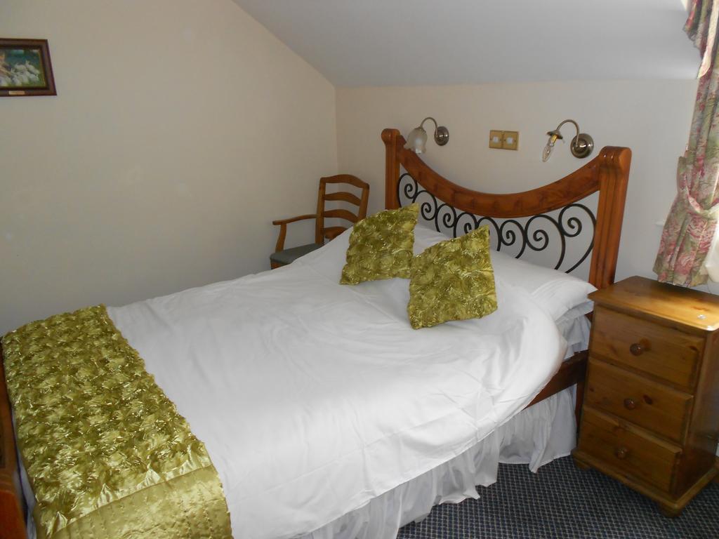 The Glan Yr Afon Inn Holywell  Pokój zdjęcie